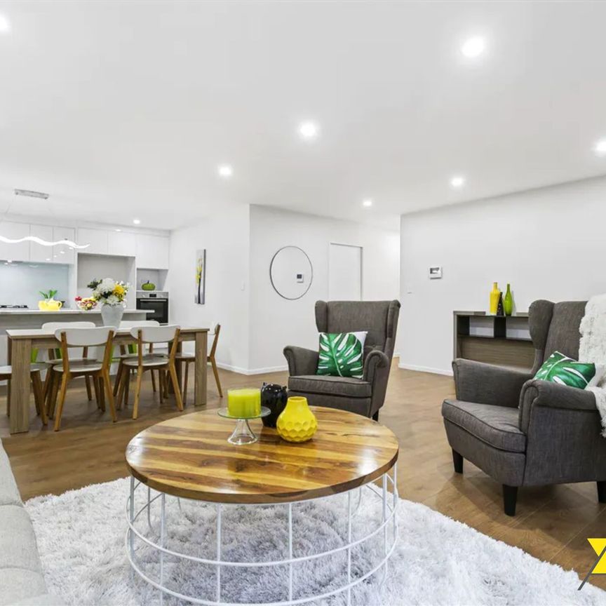 Looking for a modern home built in the ever so convenient Henderson? Look no further. - Photo 1