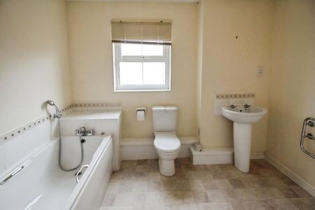 2 bedroom apartment to rent - Photo 5