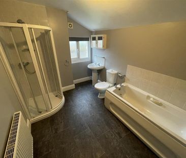 2 bedroom terraced house to rent - Photo 4