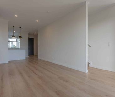 Modern 3-Bedroom Home with Sea Views in the Heart of Hobsonville Point - Photo 3