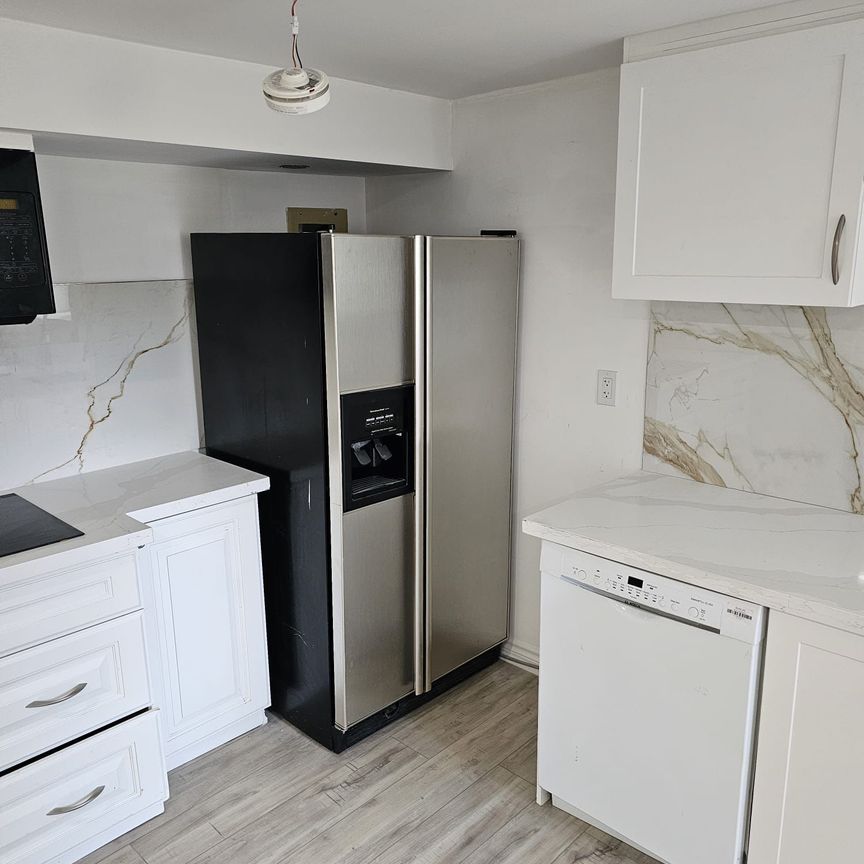 For Lease - 165 Ellwood Drive, Caledon, Ontario - Photo 1