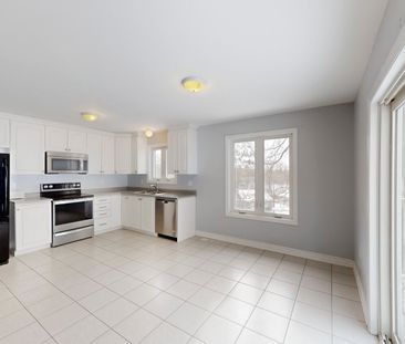 For Lease - 218 Main Street, Newmarket, Ontario - Photo 5