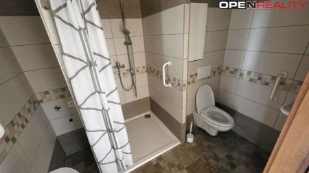 Pronájem pěkného bytu 3+1 se zasklenou lodžií, Brno - Řečkovice - Fotografie 5