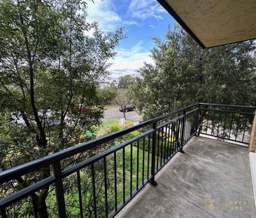 STUDIO APARTMENT WITH BALCONY - Photo 2