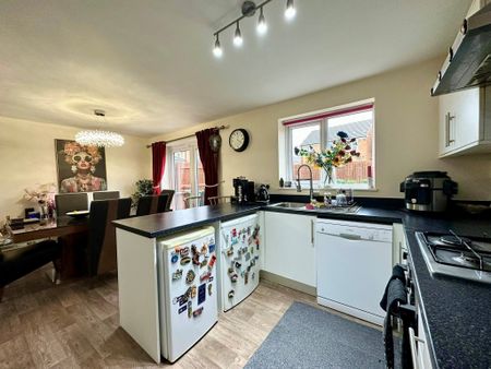 Alder Road, Leeds, Whinmoor - Photo 4