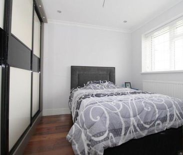 4 bedroom detached house to rent - Photo 6