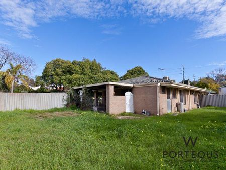 32 Barcoo Avenue, Nedlands WA 6009 - House For Rent - $830 | Domain - Photo 2