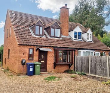 3 bedroom semi-detached house to rent - Photo 2