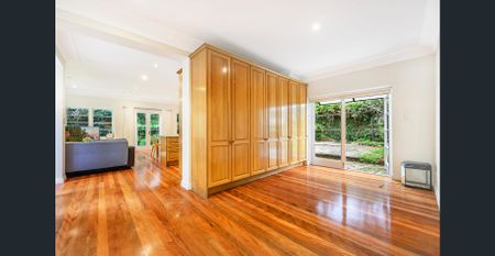 Roseville 5 Bedroom Abingdon Road - Photo 3