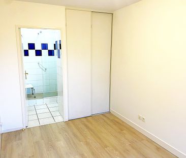 Location Appartement 2 pièces 43m² VILLEFRANCHE SUR SAONE 69400 - Photo 4