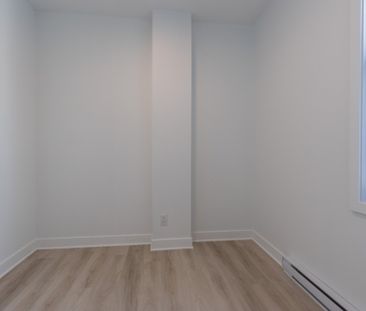 2037 Av. Laurier E., H2H 1B8, H2H 1B8, Montréal - Photo 1