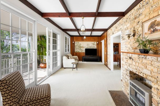 Elanora Heights, 21 Allington Crescent - Photo 1