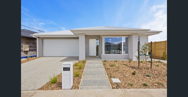 Brand New Family Home in Prime Winter Valley Location - Photo 1