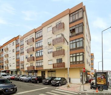 Apartment T2 in Queluz e Belas, Sintra - Photo 6