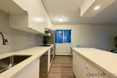 1932 Alberni Street #802 - Photo 4