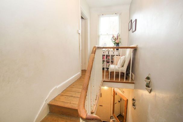 2 bedroom terraced house to rent - Photo 1
