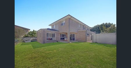 Modern, Spacious & Energy-Efficient Home in a Prime Castle Hill Location - Photo 4