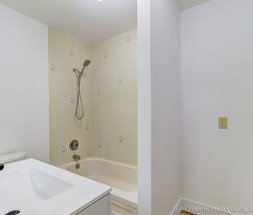 For Lease - 19276 Holland Landing Road, East Gwillimbury, Ontario - Photo 2
