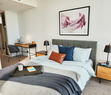 Unfurnished | Duplex apartment with courtyard view and study nook - Photo 6