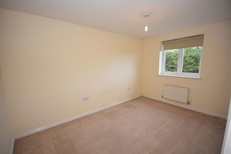 4 bedroom detached house to rent - Photo 5