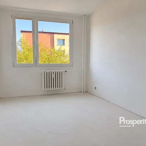 Pronájem zrekonstruovaného bytu 3+1 62 m - Fotografie 1