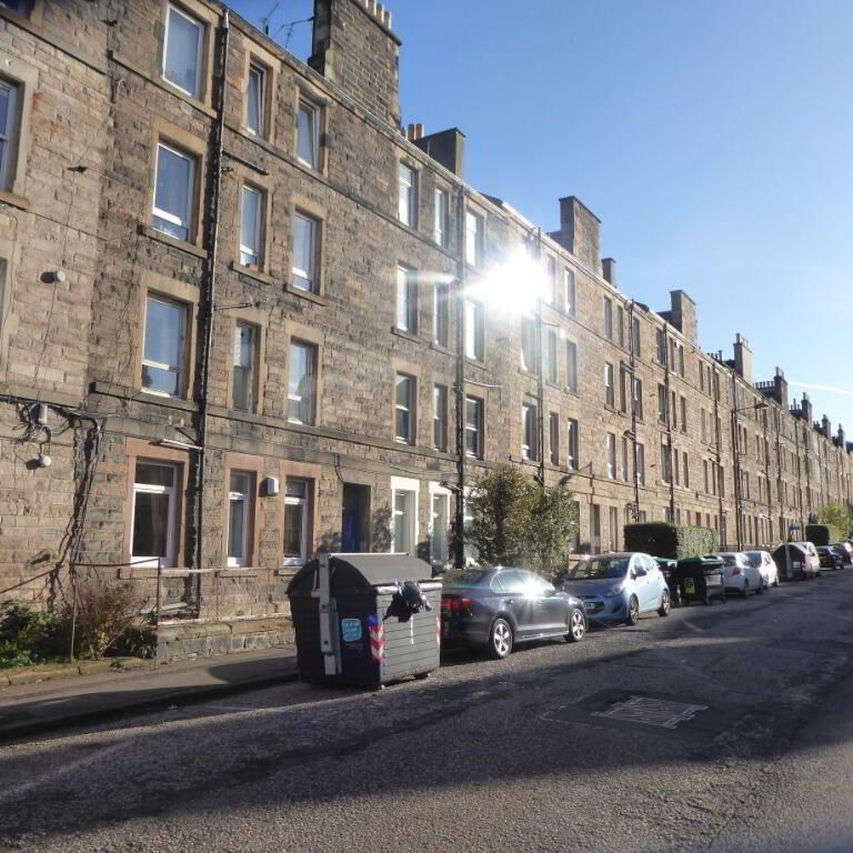 17 Stewart Terrace, Gorgie, EH11 1UP, Edinburgh - Photo 1