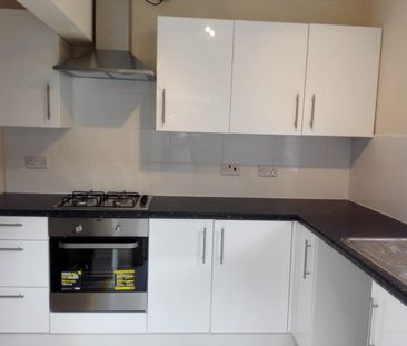 2 Bed Terraced House, Glencairn Road, L13 - Photo 2