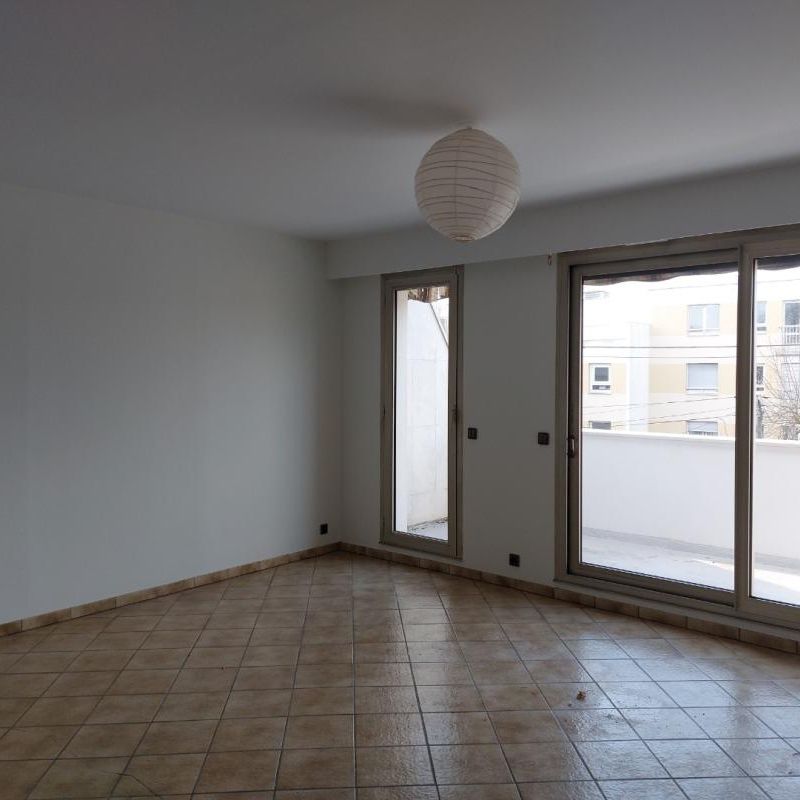 Location Appartement 4 pièces 108m² VERNON 27200 - Photo 1