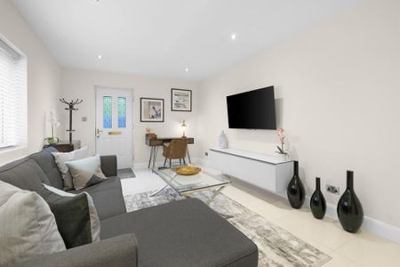 4 bedroom apartment to rent - Photo 4