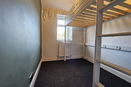 Foden Road - Photo 3