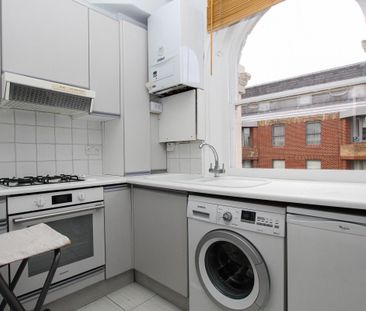 studio property to let - Photo 1