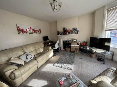 1 bedroom flat to rent - Photo 3