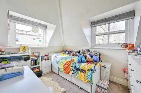 3 bedroom flat to rent - Photo 4