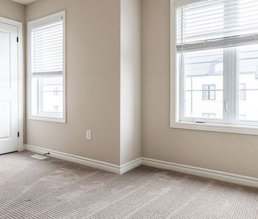 For Lease - 381 Callaway Road, London North, Ontario - Photo 2