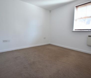 2 bedroom maisonette to rent - Photo 5