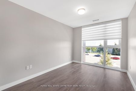 For Lease - 168 Sabina Drive Unit# 302, Oakville, Ontario - Photo 2