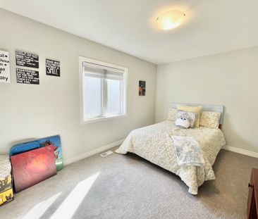 For Lease - 30 BOUNTY Avenue Unit# Main Floor w Partial Bsmt, Thoro... - Photo 2