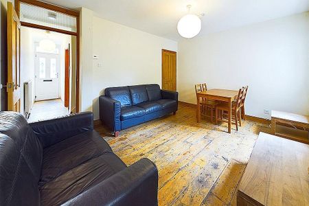 4 bedroom terraced house to rent - Photo 3