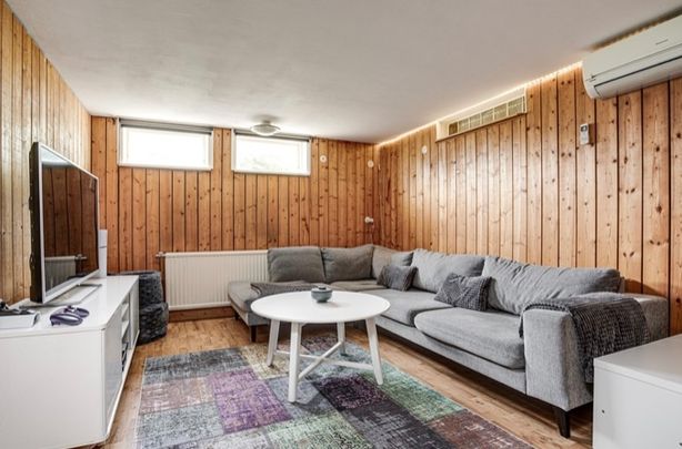 Blomstervägen, Kungsör - Photo 1