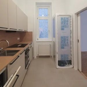 SANIERTE ALTBAUWOHNUNG BEIM MUSEUMSQUARTIER! - Photo 2
