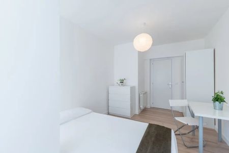 Calle de Talavera, Madrid, Community of Madrid 28016 - Photo 2