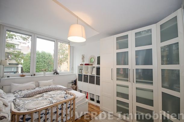 Neuwertige 3-Zimmer-Wohnung mit Balkon, Aufzug & Carport in ruhiger Innenstadtlage in Pforzheim - Photo 1