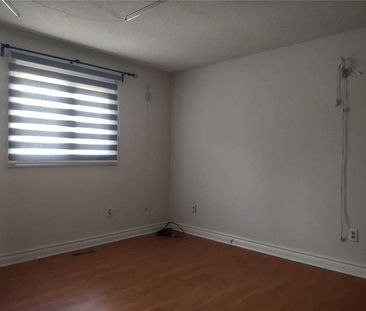 For Lease - 54 Chapman Drive Unit# Upper, Ajax, Ontario - Photo 3