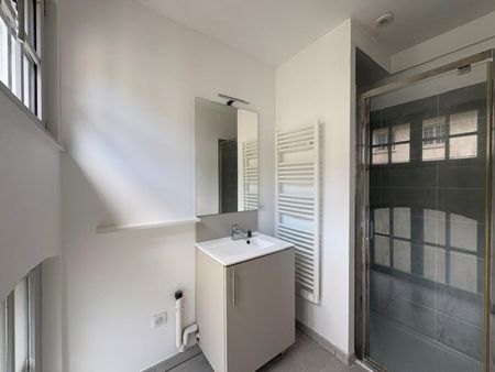 location Appartement T2 DE 44.16m² À BESANCON - Photo 5