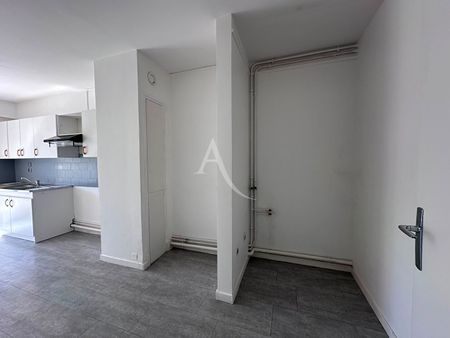 Location Appartement 3 pièces 86m² - Photo 4