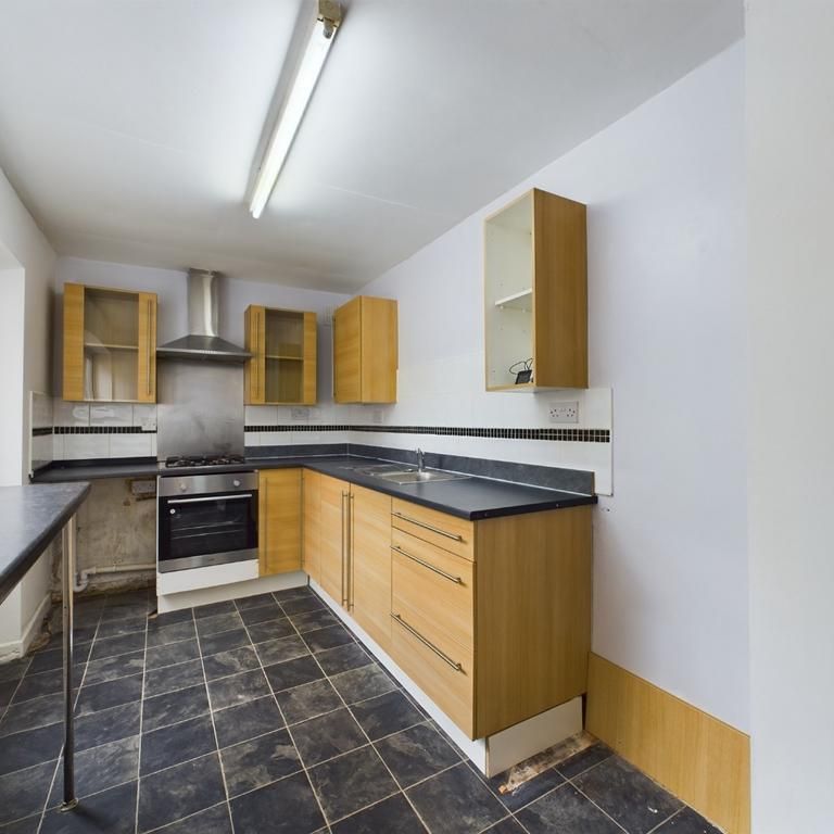 3 bedroom terraced house to rent - Photo 1