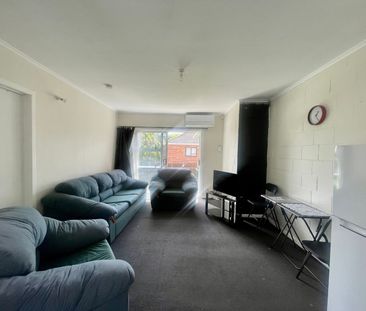 MANUREWA, 1 BEDROOM - Photo 1