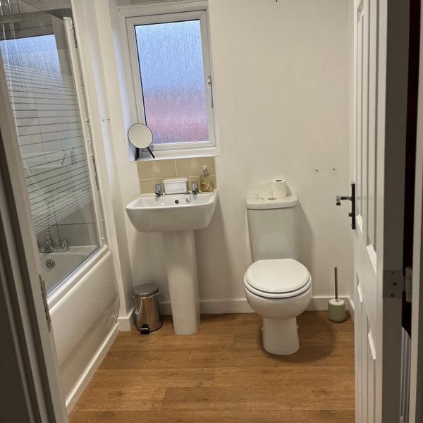 Room in a Shared House, Shortridge Drive, CV6 - Photo 1