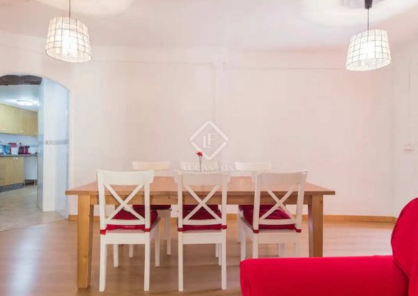 3 Bedroom apartment for rent in El Carmen, Valencia