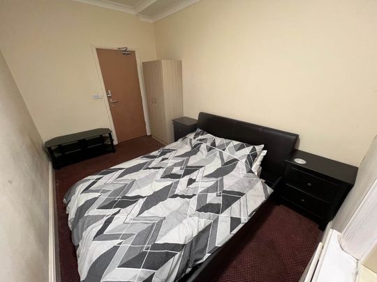 St Catherines, Lincoln, LN5 8LR - Photo 1